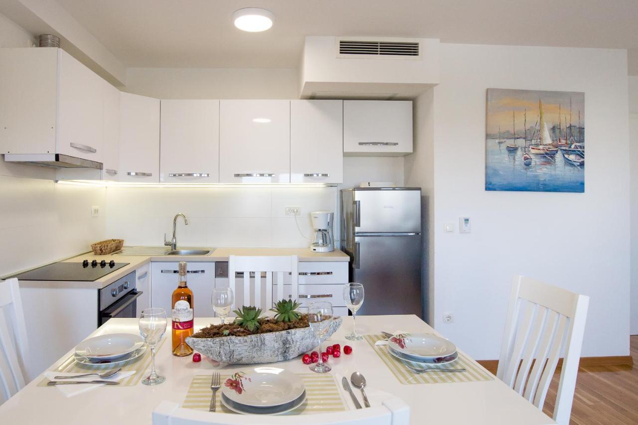 מאקרסקה Apartments Mattea מראה חיצוני תמונה