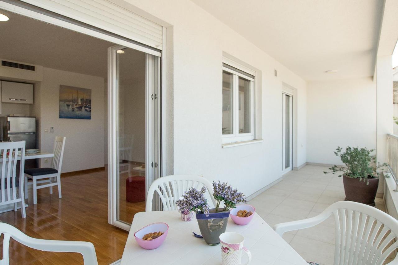 מאקרסקה Apartments Mattea מראה חיצוני תמונה