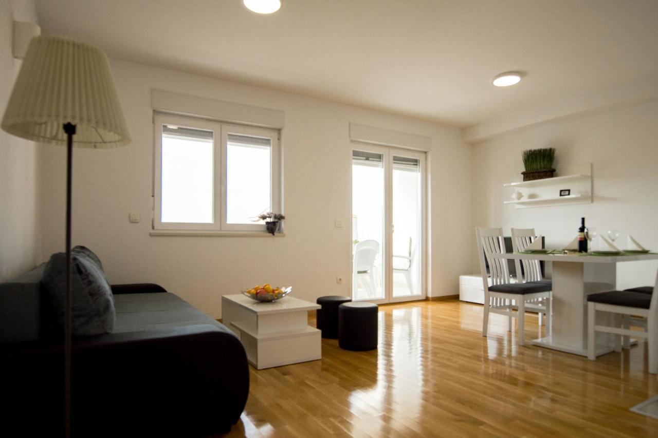 מאקרסקה Apartments Mattea מראה חיצוני תמונה