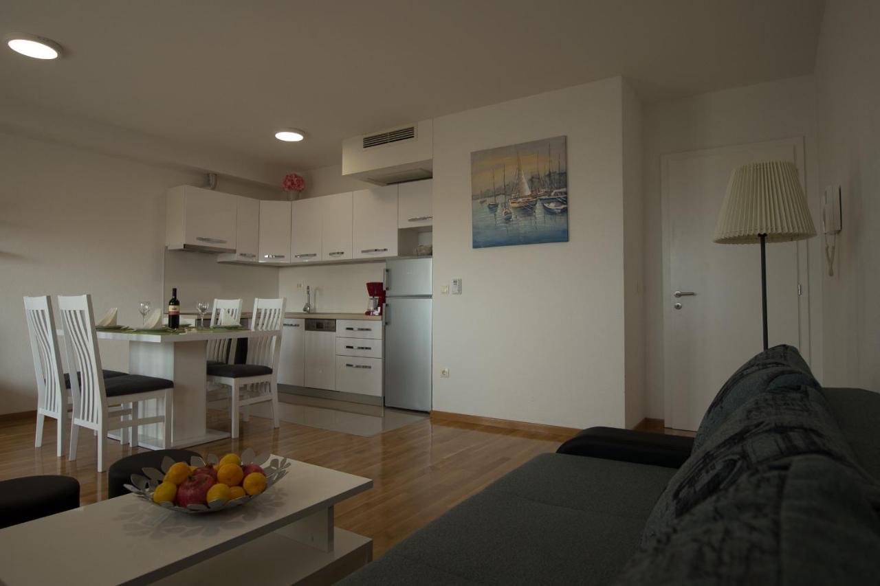 מאקרסקה Apartments Mattea מראה חיצוני תמונה