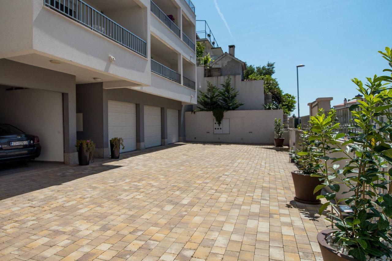 מאקרסקה Apartments Mattea מראה חיצוני תמונה
