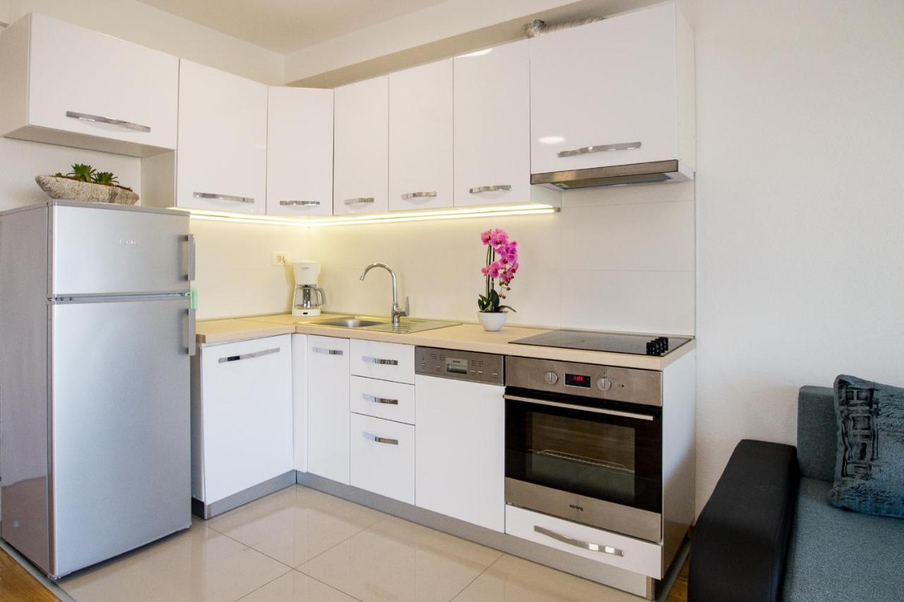 מאקרסקה Apartments Mattea מראה חיצוני תמונה