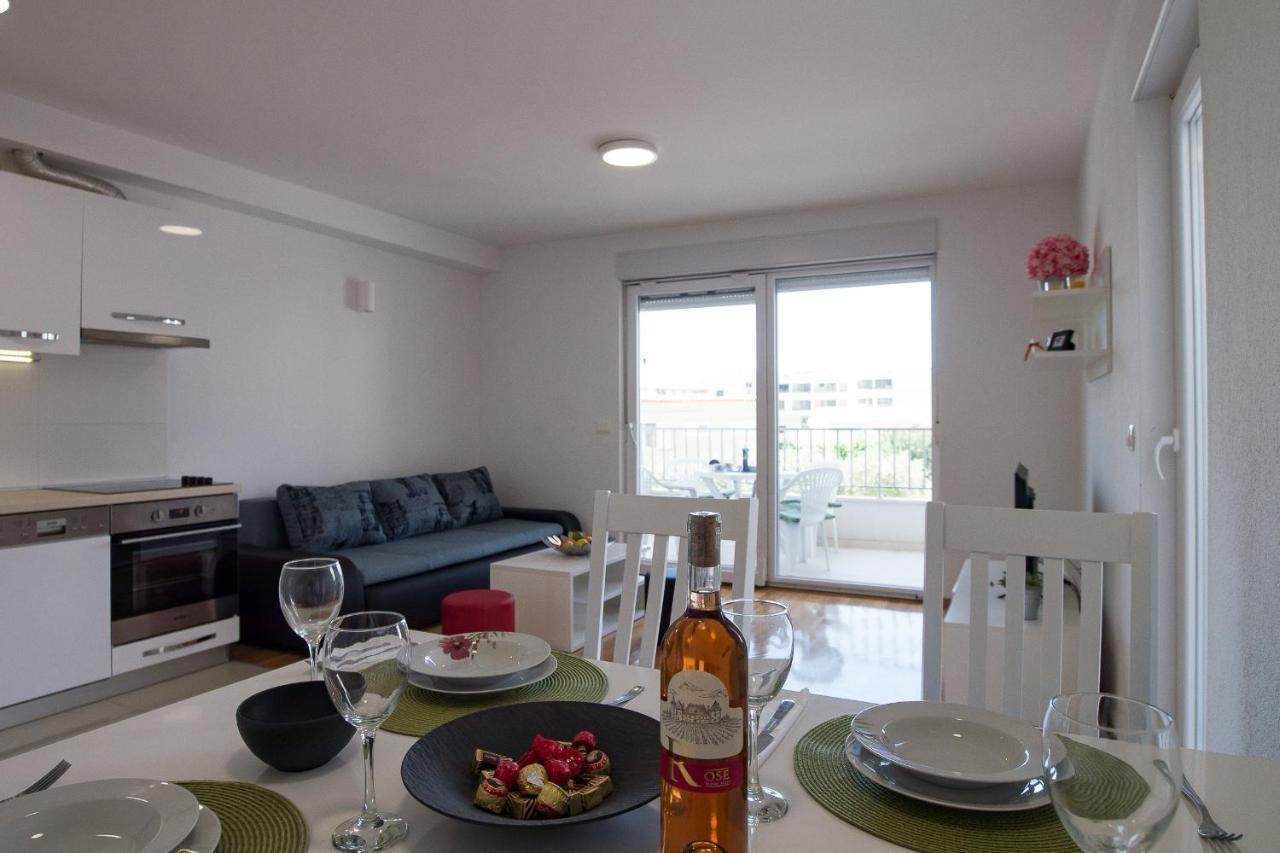 מאקרסקה Apartments Mattea מראה חיצוני תמונה